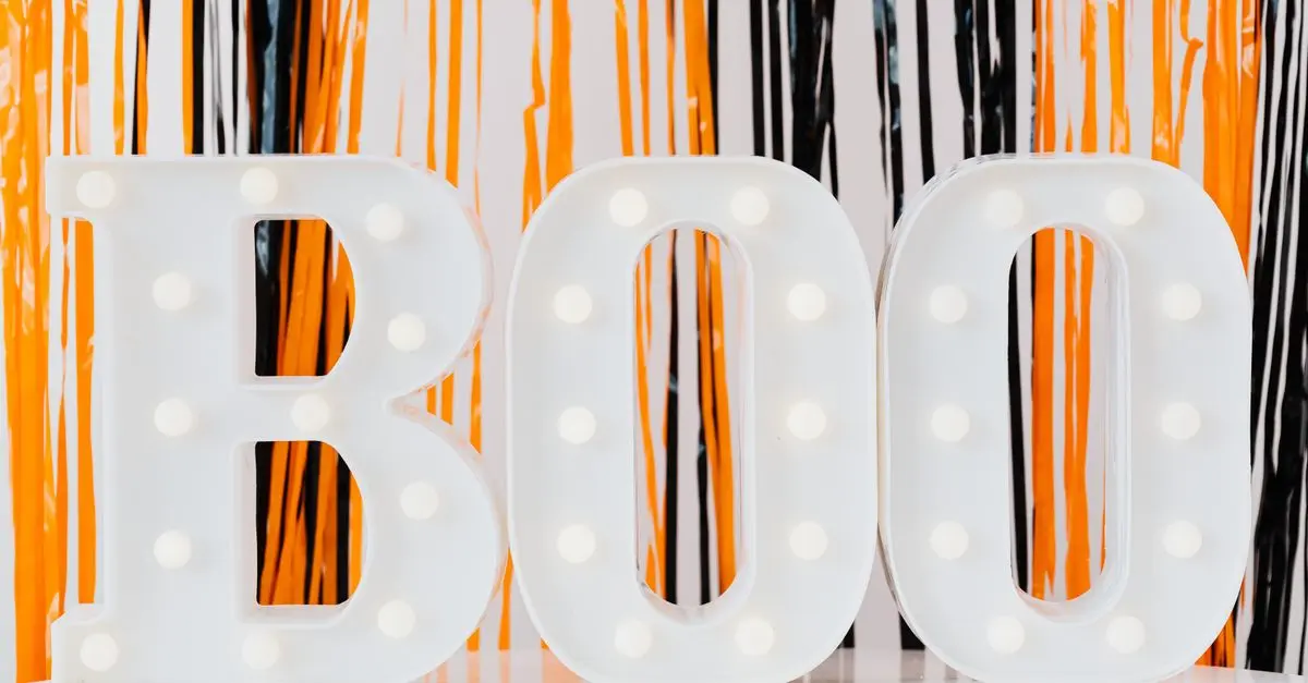 Cómo hacer una decoración de Halloween con luces LED