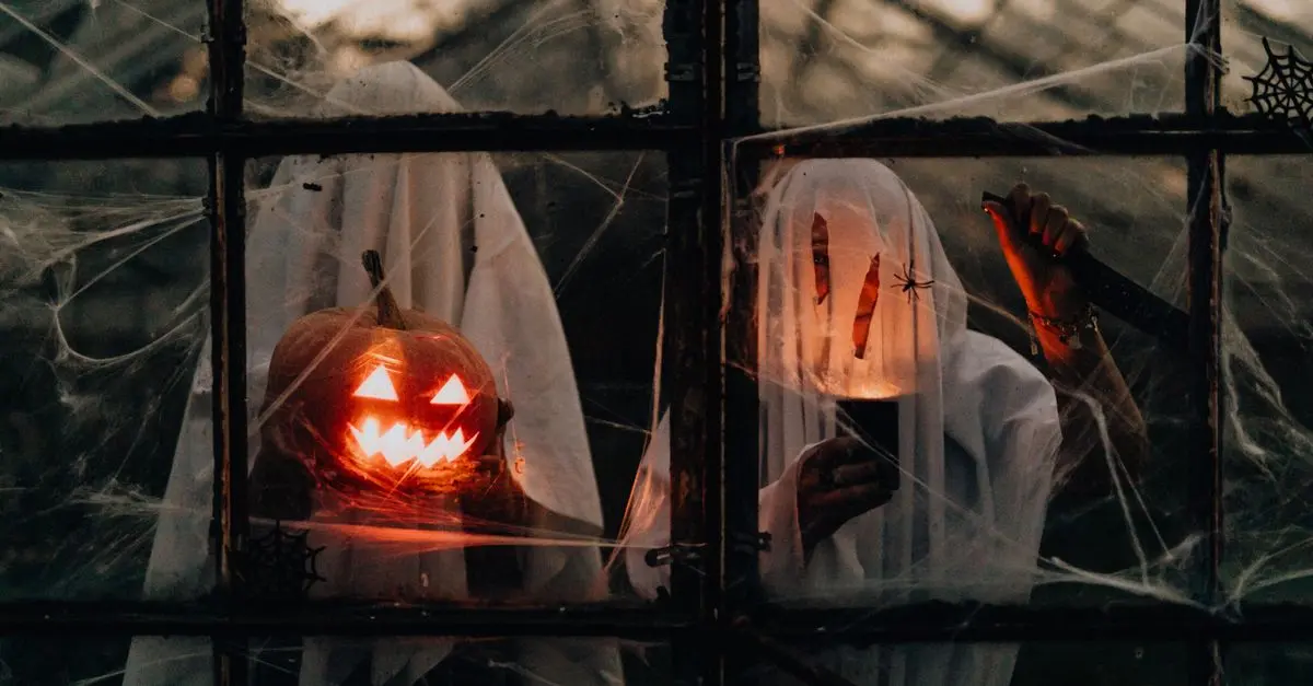 Cómo crear una fogata de Halloween perfecta para tu fiesta